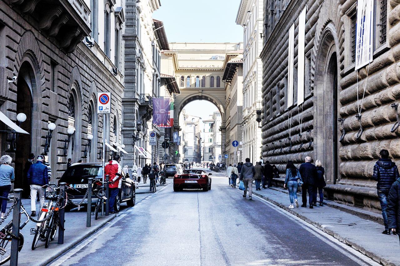 Tornabuoni Apartment Florence Exterior photo